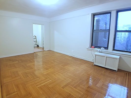 2nd image of 110 New York Ave APT 4E