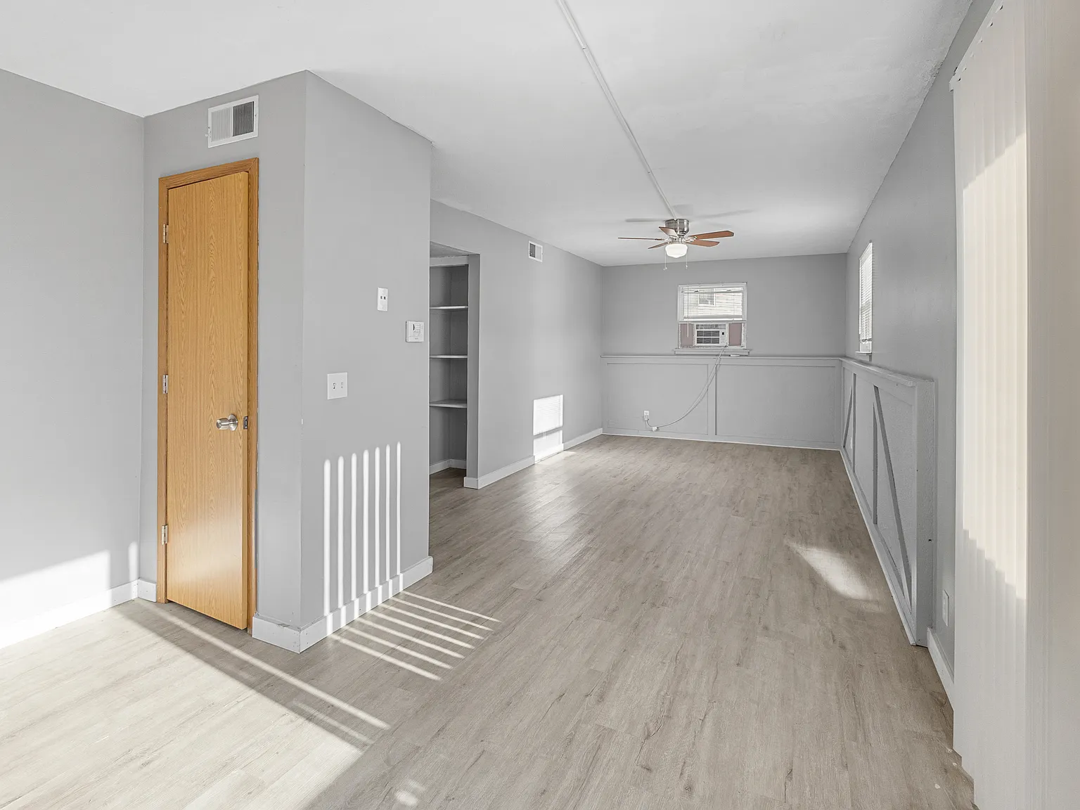 715 ManApart — Photo 4
