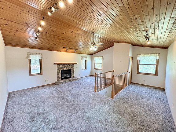2nd image of 4555 LYNN HILL ROAD