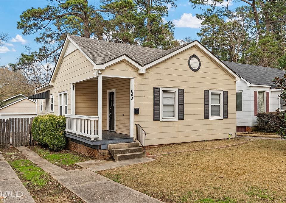 1st image of 648 College St