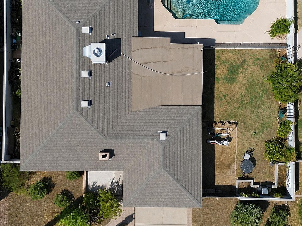 1st image of 604 E DUNBAR Drive