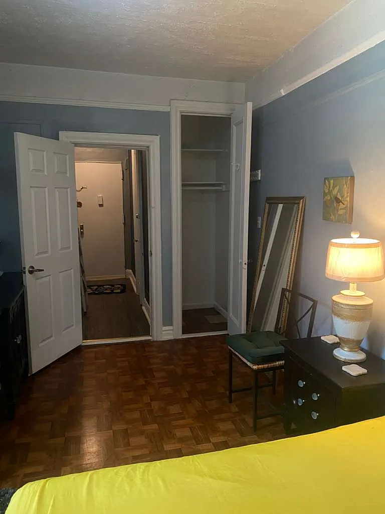 2 bed, $1,000 — Photo 2