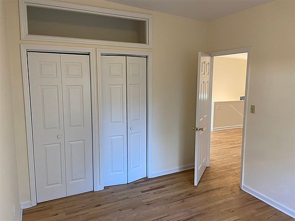 5th image of 518 Adams St