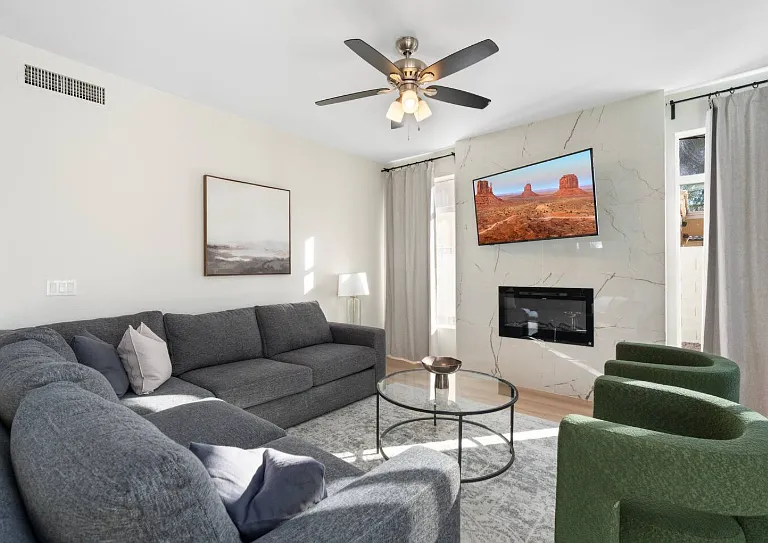 730 N Madrid Ln — Photo 25