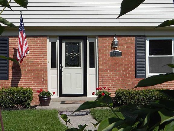 3rd image of 2077 Endovalley Dr