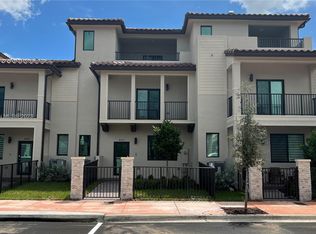 8212 NW 43rd St #8212, Miami, FL 33166