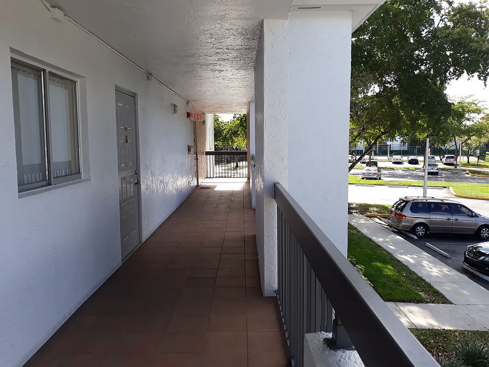 1st image of 701 N Pine Island Rd APT 205