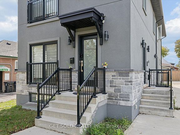 3rd image of 15 Burrard Rd