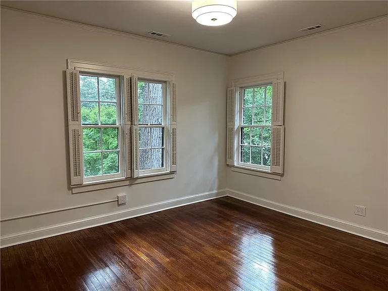 935 Stovall Blvd NE — Photo 30