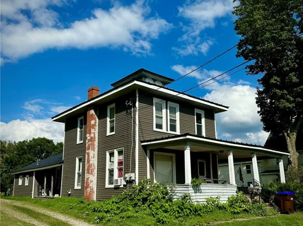 40 Concord St, Union City, PA 16438