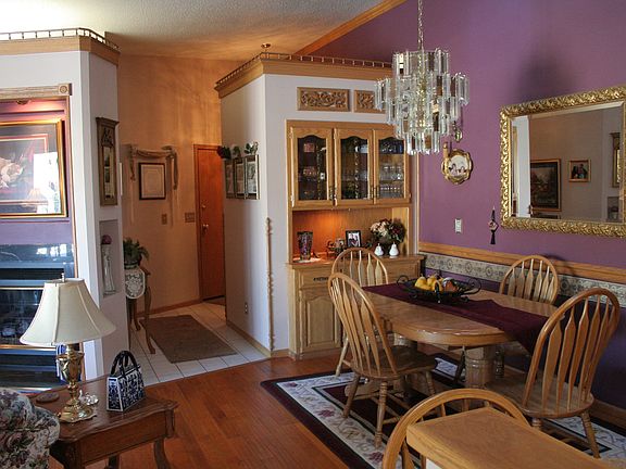 Dining/Hutch/Foyer