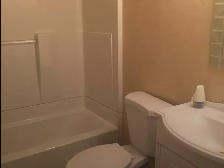 1513 Woodward Dr — Photo 1