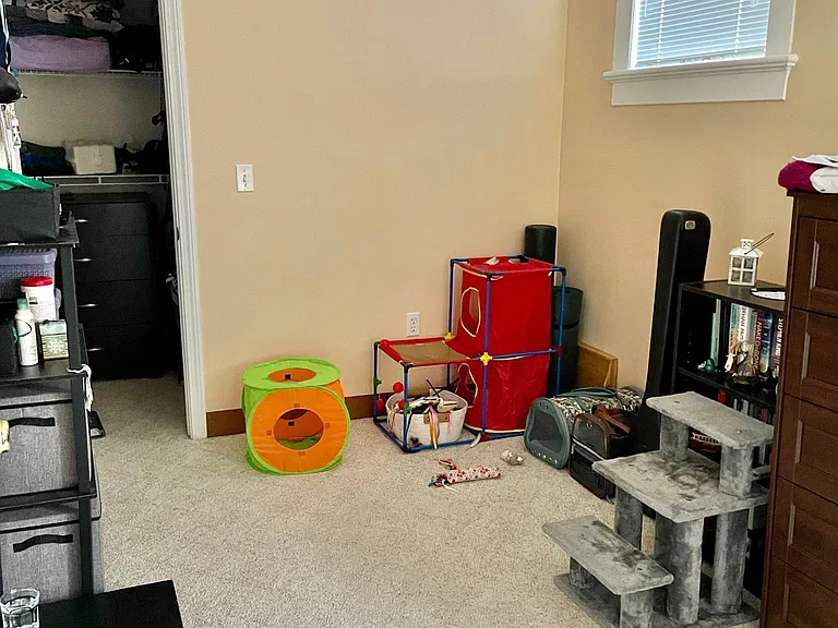 second bedroom