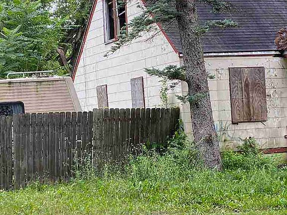 15945 Beaverland