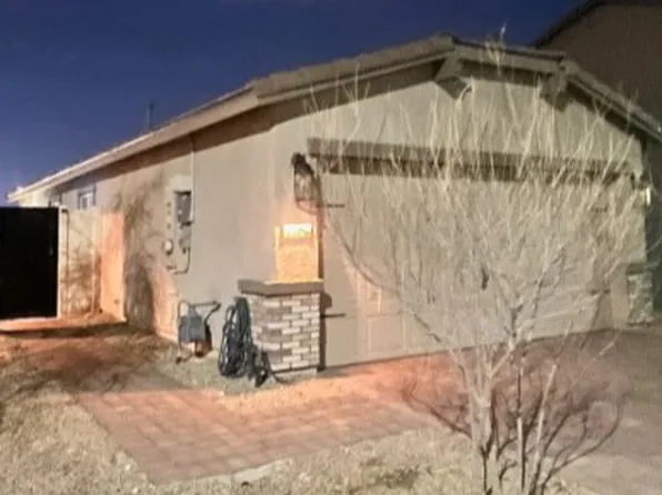 1561 Cowboy Path Ave, North Las Vegas, NV