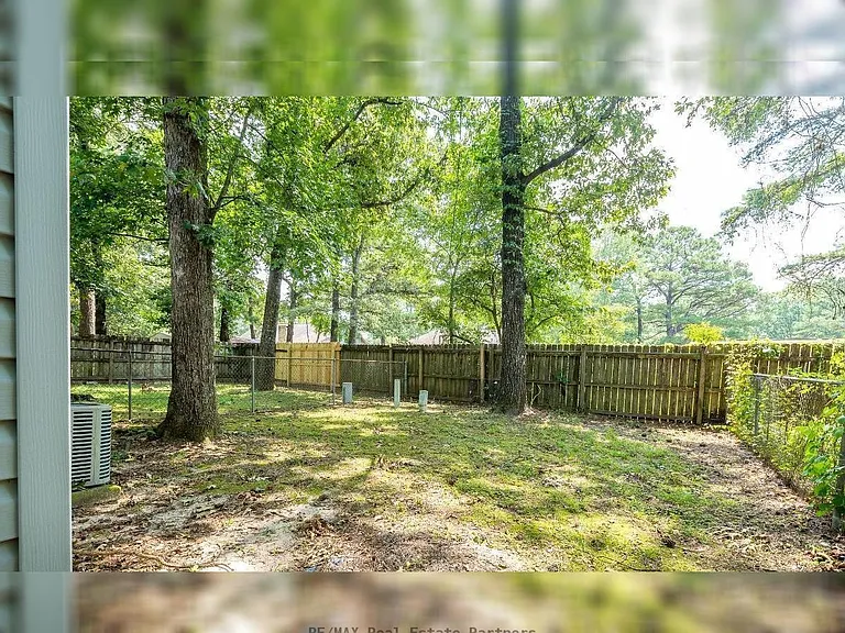 15 Raintree Dr #1 — Photo 12