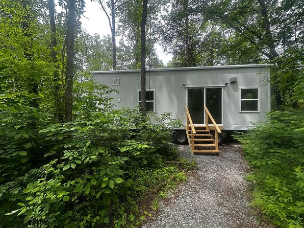 231 Jack Pine Way