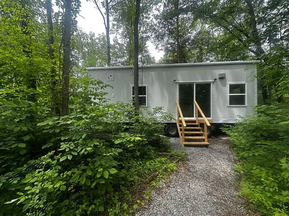 231 Jack Pine Way, Newport, TN 37821
