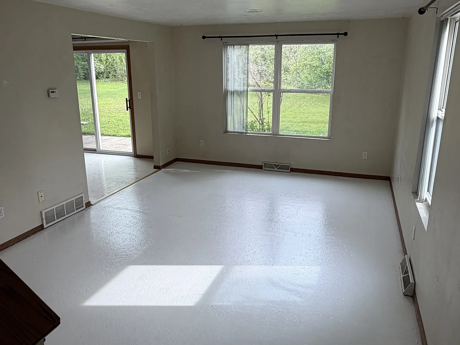 700 - 702 Parkview Road - 700 — Photo 4