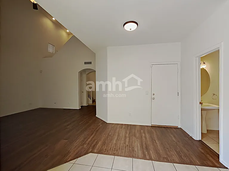 1231 S Amador — Photo 8