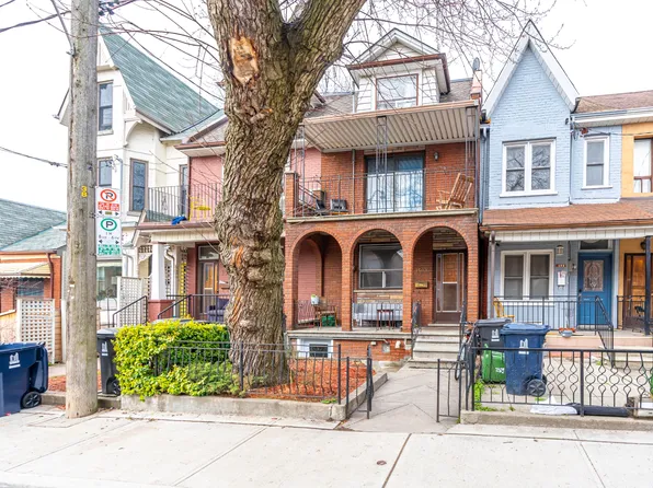 150A Palmerston Ave #A, Toronto, ON M6J 2J1