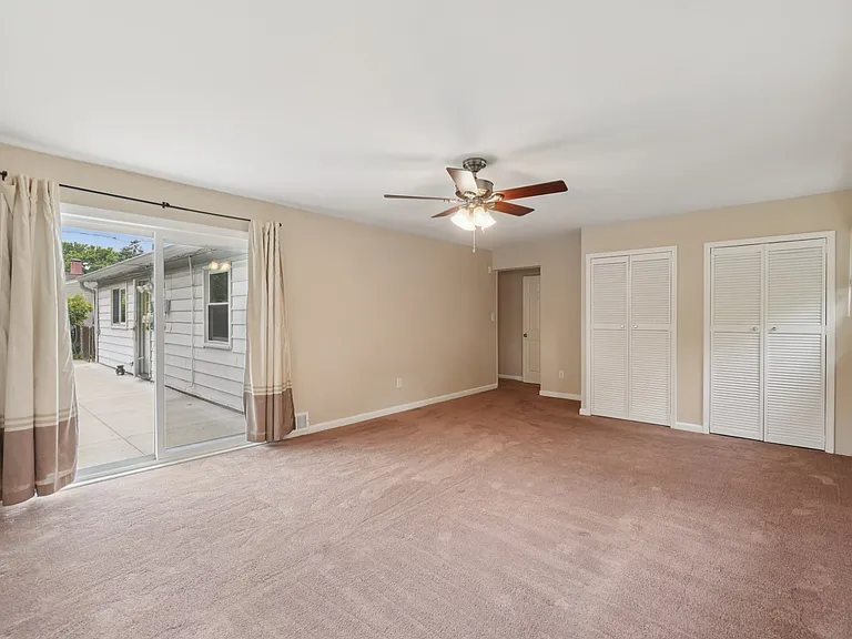 1096 Truwood Dr — Photo 36