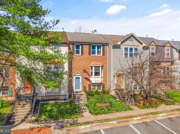 10207 Jamaica Ln, Manassas, VA 20109