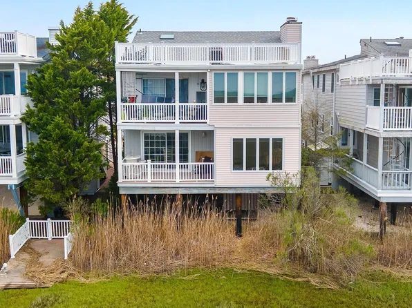 26 Safe Harbor Dr #2, Ocean City, NJ 08226
