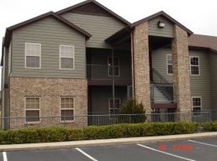 1001 Golf Dr APT 1, Reeds Spring, MO 65737