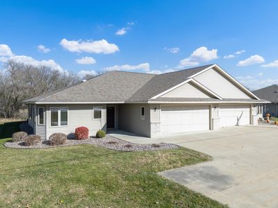 2327 Pinewood Rd SE, Rochester, MN, 55904