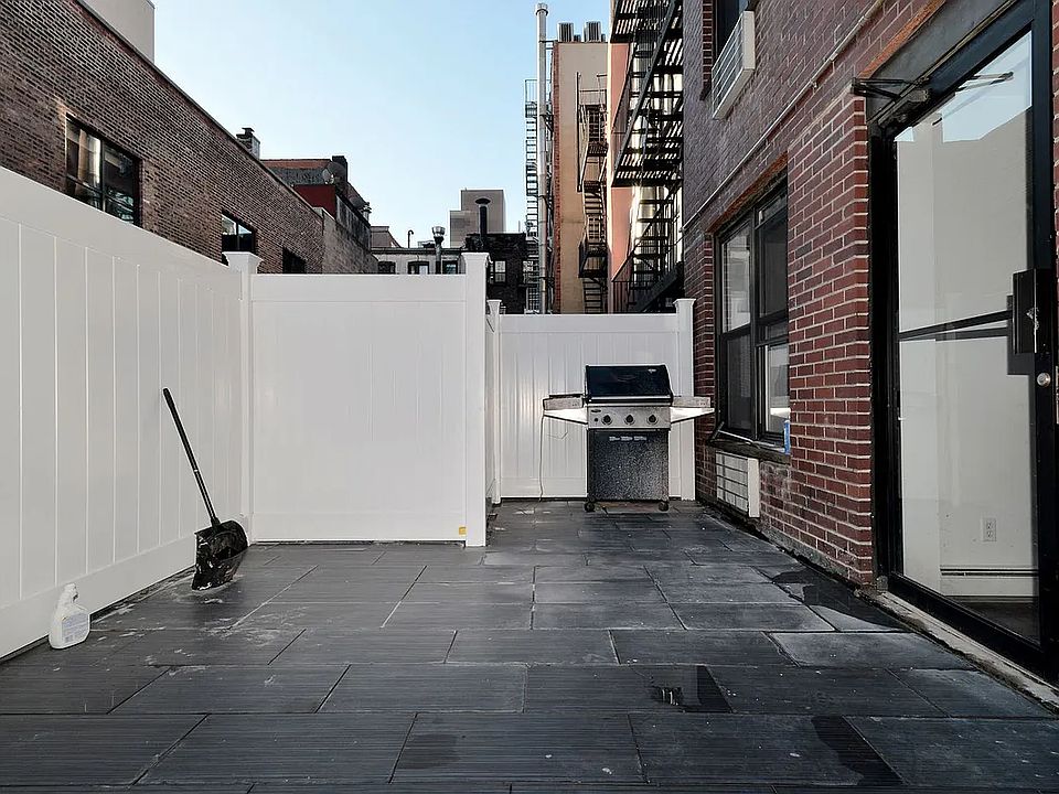 1st image of 152 Orchard St APT 2C
