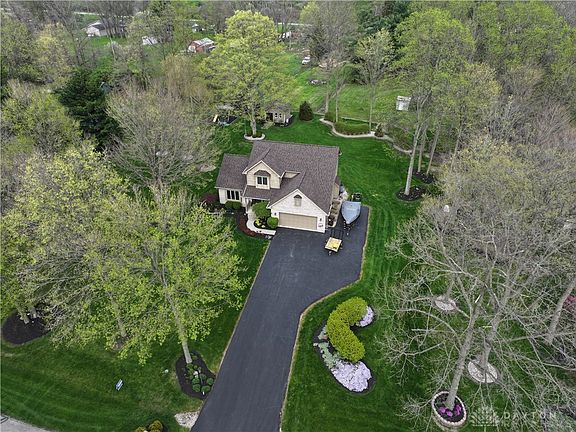 4th image of 420 Vanessa Dr