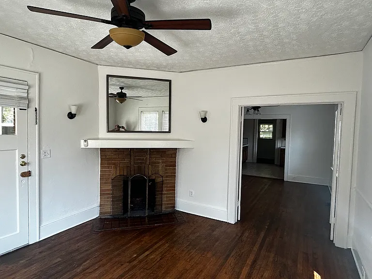 3130 Church St — Photo 4