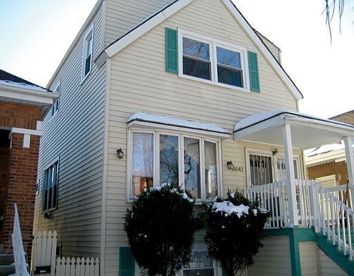 Well Maintained 2 Flat!