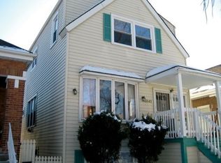3841 W Eddy St, Chicago, IL 60618