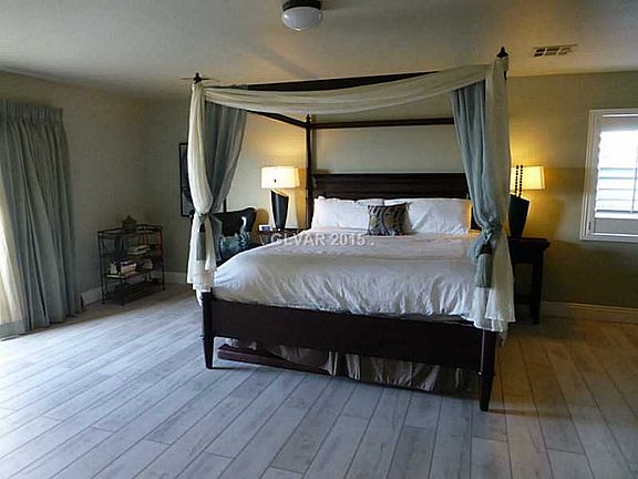 5th image of 298 Maddelena Ave