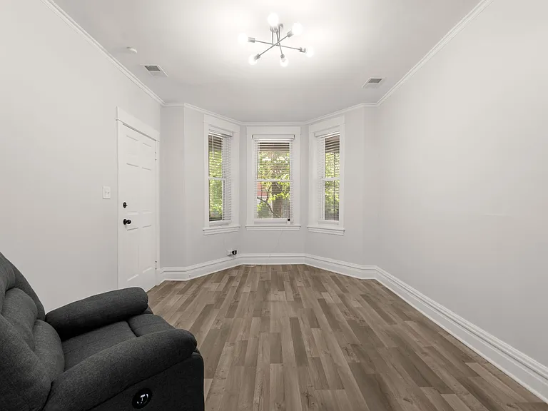 2934 N Sawyer Ave #1 — Photo 6