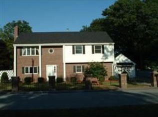 6 Mohawk Rd, Burlington, MA 01803