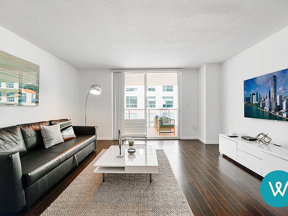 4th image of 1200 Brickell Bay Dr Floor 36-ID1022209P