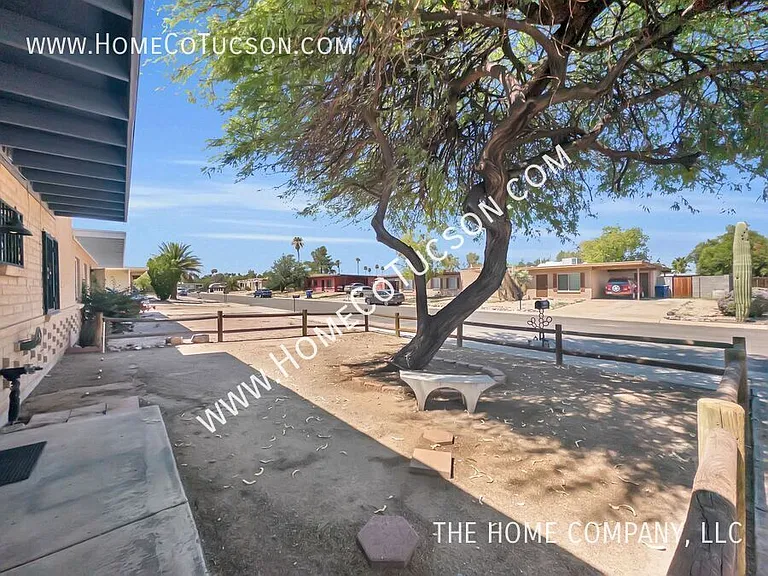 2349 S Saddleback Ave — Photo 30