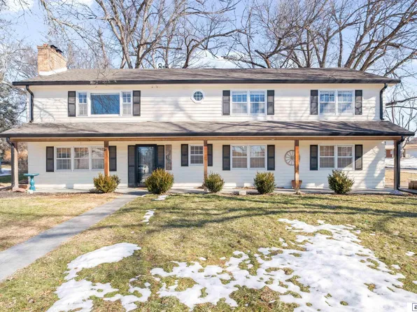 1702 Sherry Dr, Bellevue, NE 68005