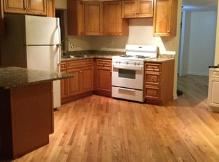 557 W Cullerton St, Chicago, IL 60616