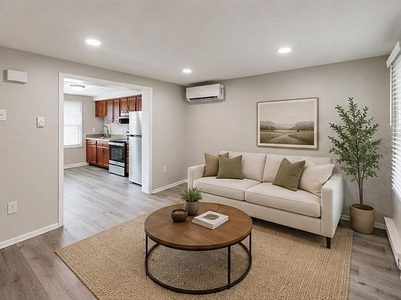 4th image of 30 Clayton St APT F