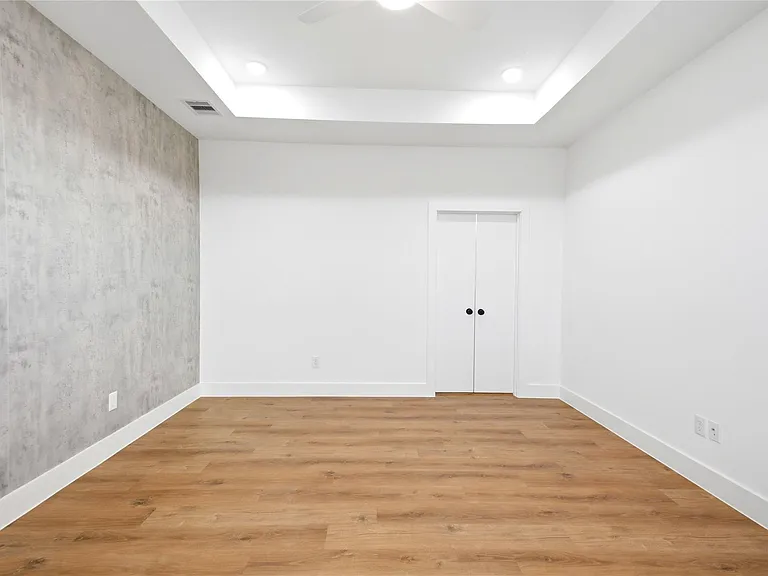 1307 Bayou St #B — Photo 20