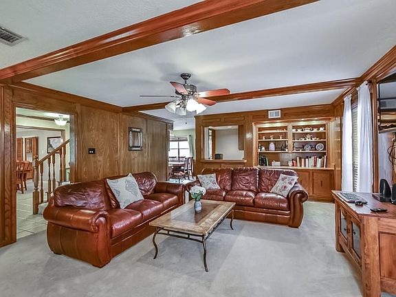 5th image of 14607 Carols Way Dr