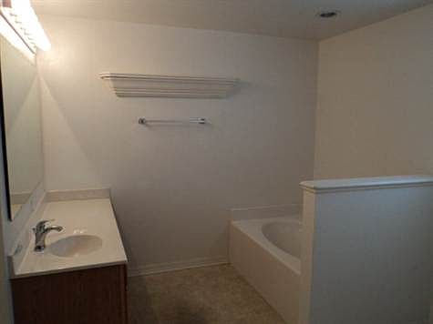 5th image of 6 Prince Anthony Ln
