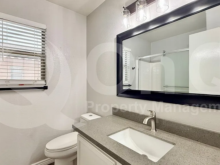3610 N 106th Ave — Photo 20