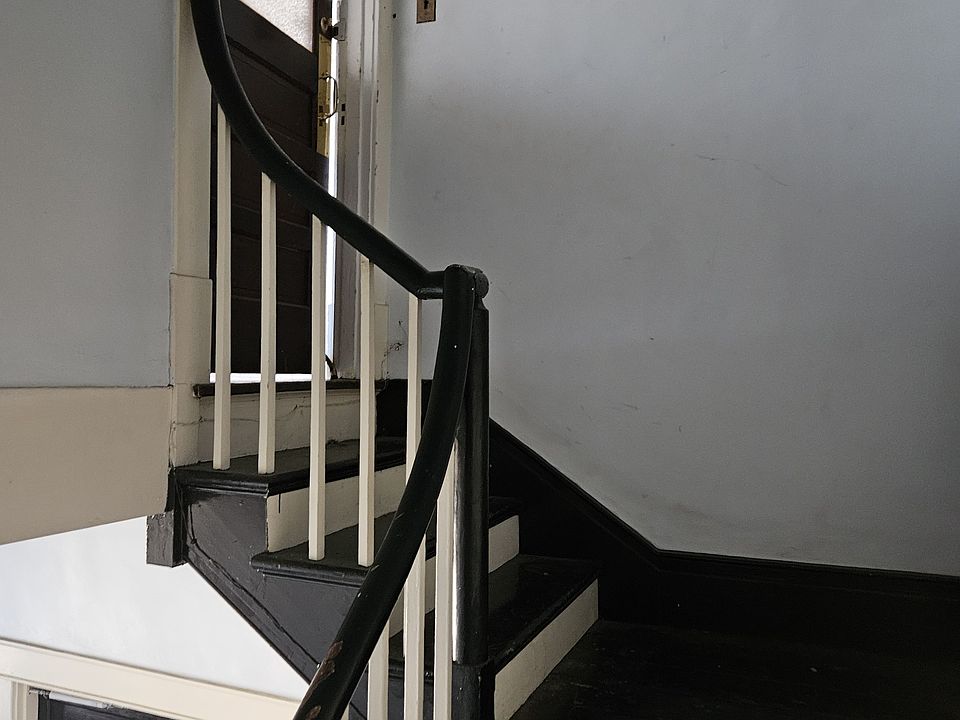 Entry door to unit