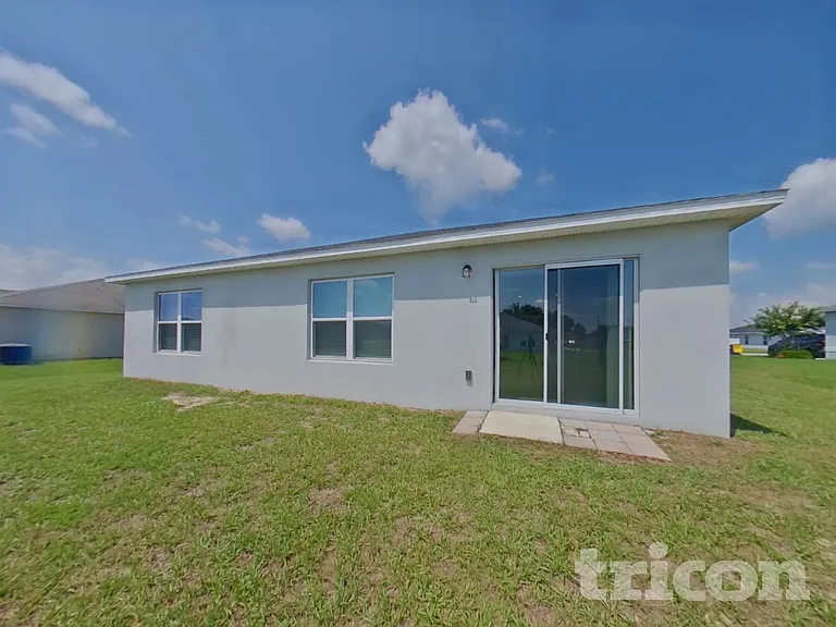 2244 Gladiolus Ln — Photo 16