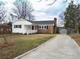 1112 Sherwood Dr, Burlington, NC 27215